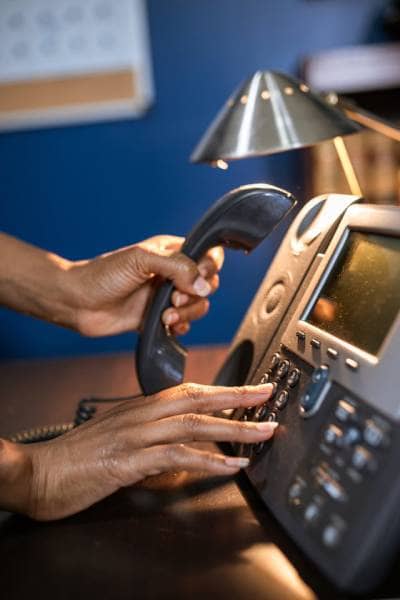 Visiophone filaire professionnel et portier vidéo : sécurité et contrôle d’accès avancés